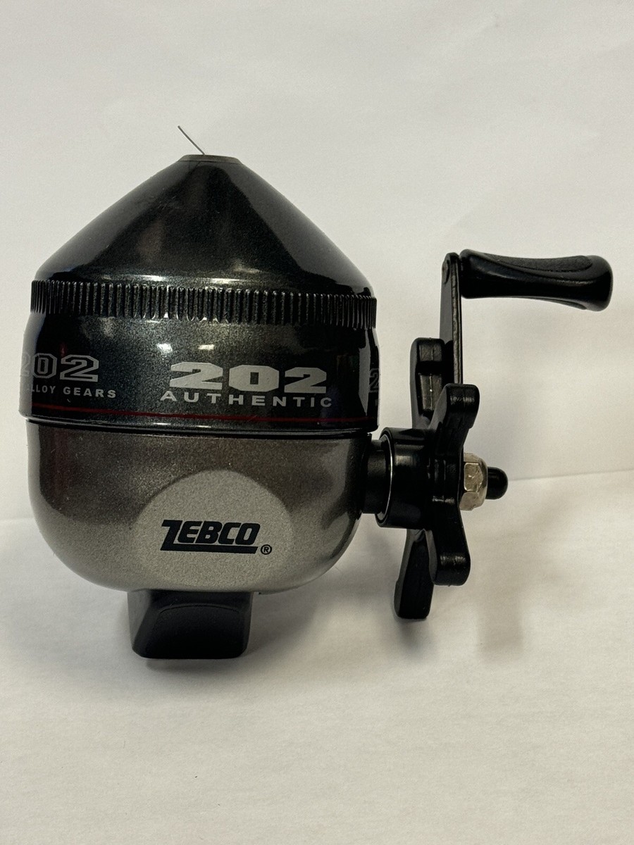 Zebco 202 Wide Range Powertrain Drag Standard Series Fishing Reel