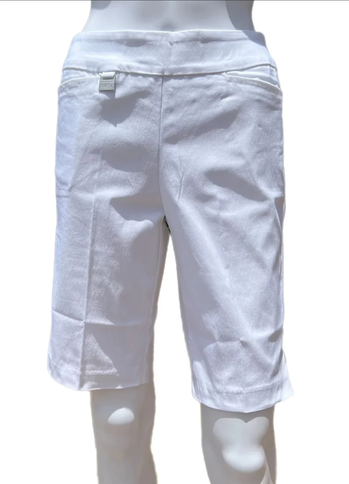 Lulu-B Ladies White Pull On Bangladine 10" Inseam Bermuda Shorts with Side Slit