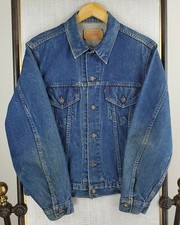 VTG LEVIS Size 42 Regular Medium Made in USA Mens Blue Denim Trucker Jacket