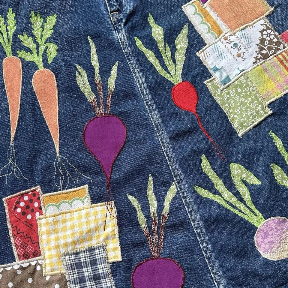 Женская переработанная юбка-нашивка из денима Root Veggies размер Small 28 дюймов еда ручной работы - Изображение 3 из 4