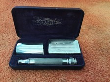 Gillette Goldton Rasierer im Etui