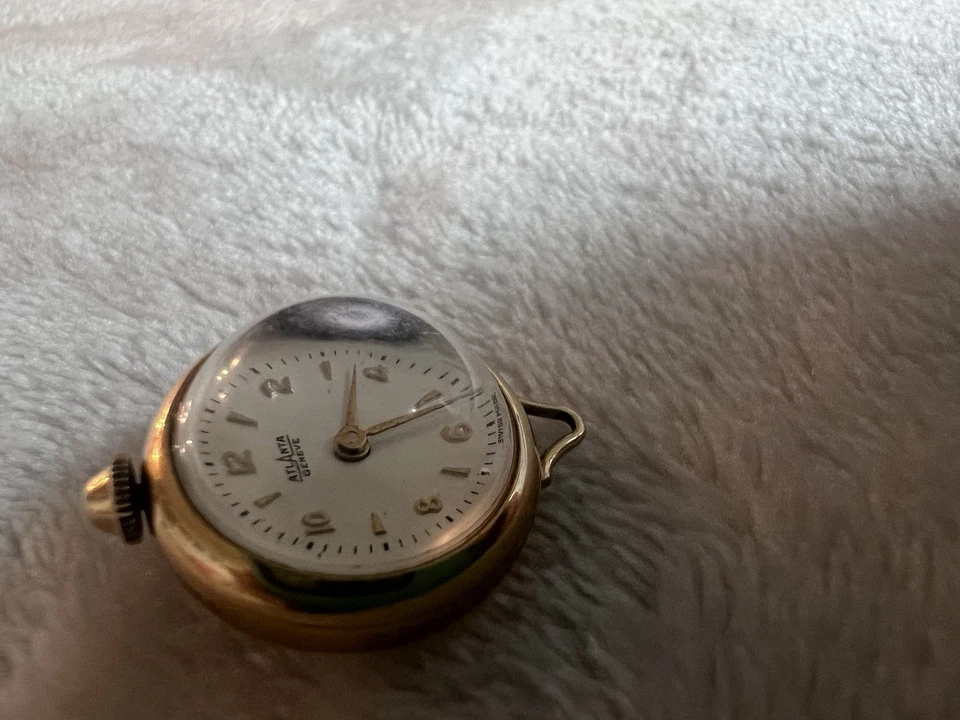 Reloj Colgante Atlanta Geneve Hecho en Suiza Orbe Llavero Dije Tono Dorado? ¿Funciona? Leer Foto 4 de 4