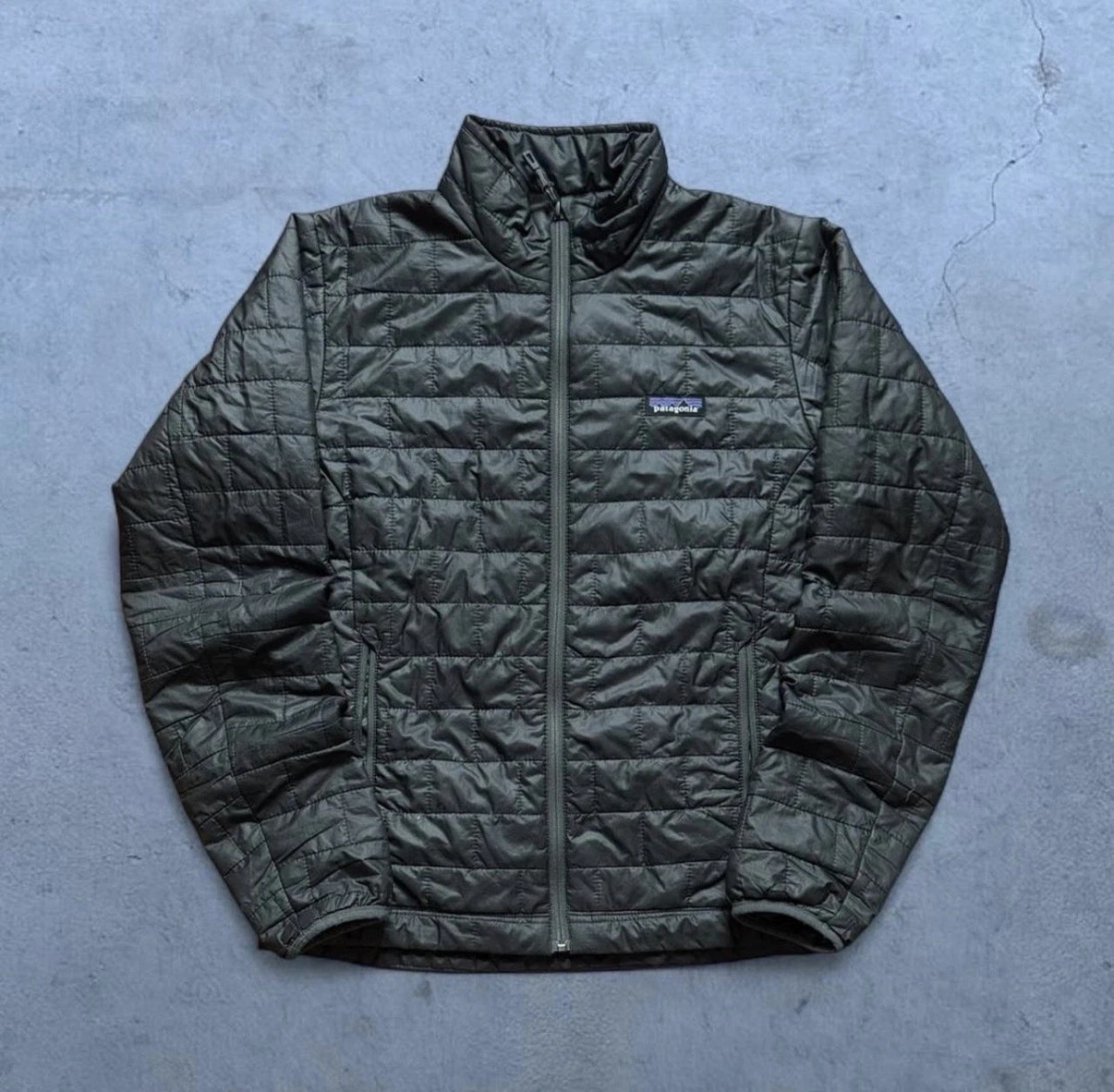 Patagonia Men’s Nano Puff Down Full Zip Black/Gray Puffer Jacket XS