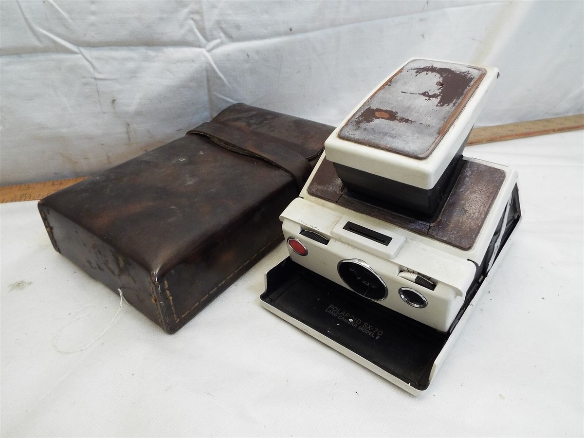 Vintage Polaroid Model 2 SX-70 SLR Instant Film Land Camera Vintage Polaroid Model 2 SX-70 SLR Instant Film Land Camera