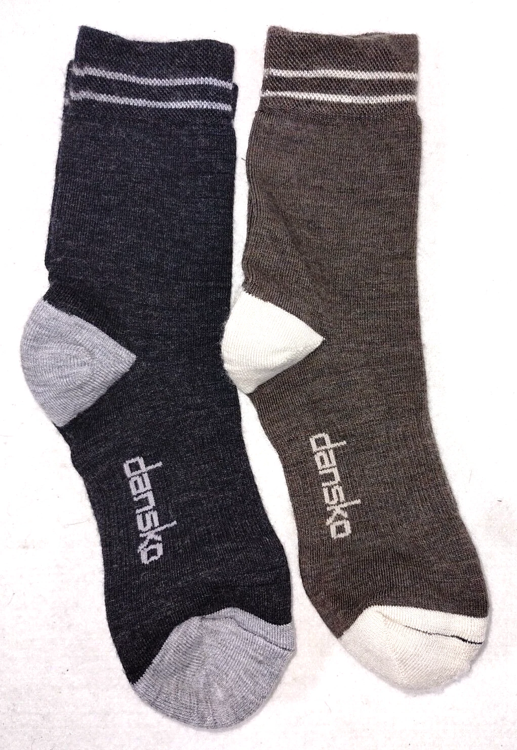 Dansko 2 Pairs Wool Women's 1 Brown/ 1 Black Pair Of Socks Medium Quarter Cut