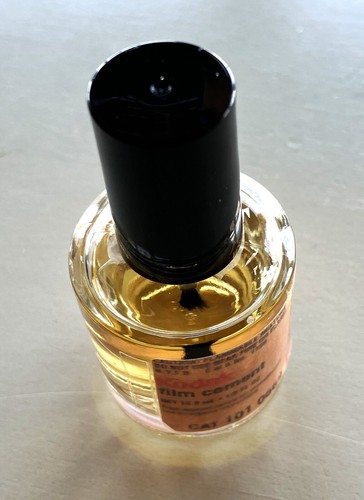 1 NEW (KODAK) PROFESSIONAL FILM CEMENT 1/2oz. Bottle with Brush NEW STOCK - Picture 2 of 5