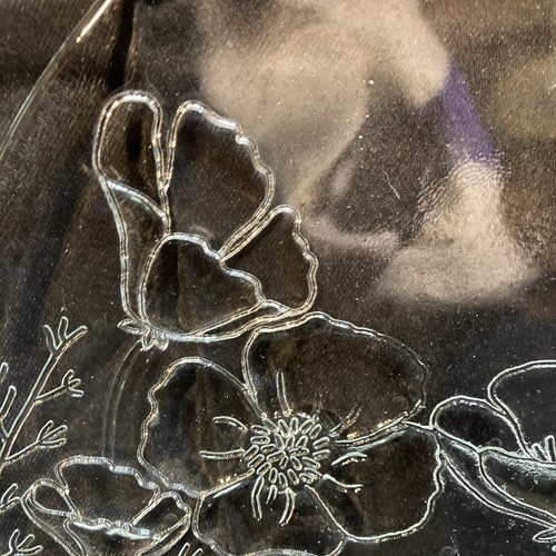 Large Clear Glass Flower Cookie Plate 12.75” Round - Picture 4 of 10