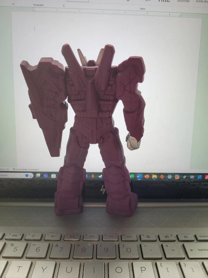 Shockwave Transformer Vinyl Action Figure 6" Hasbro - Image 2 of 4
