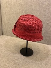Vtg Union Made Cloche Hat Red Woven Straw Grosgrain Ribbon Bow  Netting Sz Med