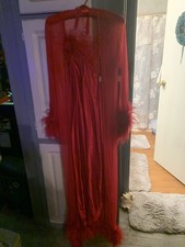 Frederick  s Of Hollywood Designer Peignoir Set Red In Color Size L