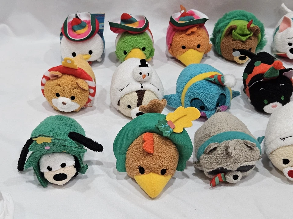 Disney Tsum Tsum Peluche 2018 Calendario de Adviento Lote de 21 - Edición Navidad Invierno Foto 2 de 4