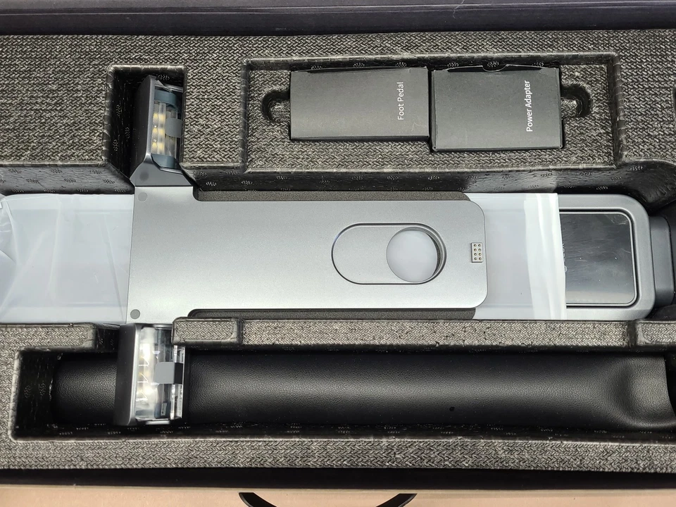 CZUR Aura Portable Foldable Smart OCR Book Document Scanner/Lamp COMPLETE IN BOX - Image 4 of 4