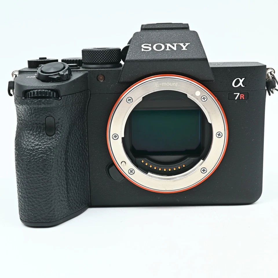 SONY a7R IV A7R4 ILCE-7RM4 Mirrorless (Shutter Count:1970 [Top Mint] - Image 2 of 4