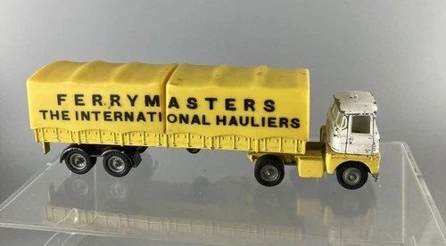 CORGI TOYS MAJOR #1147 SCAMMELL HANDYMAN FERRYMASTERS NO STEERING WHEEL OR SEATS