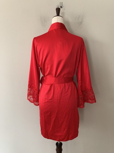 NWT! Flora Nikrooz Women's Sz S/M Kit Heart Lace Matte Charmeuse Wrap Robe Red - Picture 5 of 7