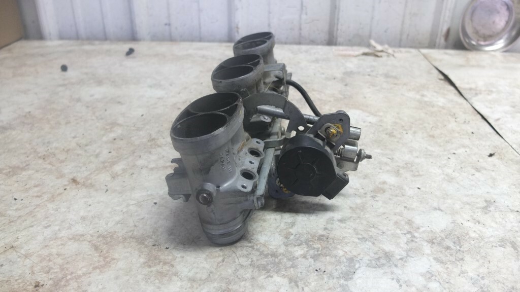 84 Kawasaki ZN1300 ZN 1300 Voyager Throttlebodies Throttle