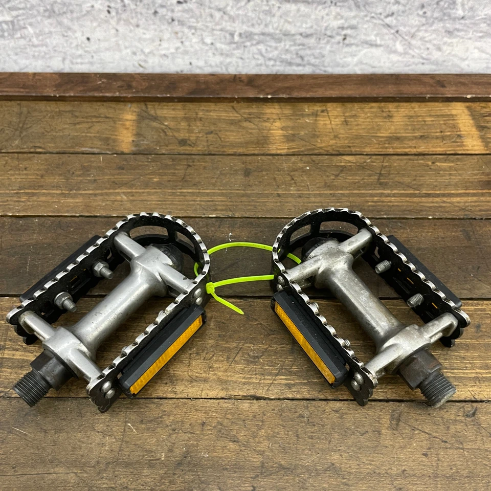 Pedais de BMX Victor Old School VP-450 9/16 em BMX Racing anos 80 liga MTB A3 - Imagem 2 de 4