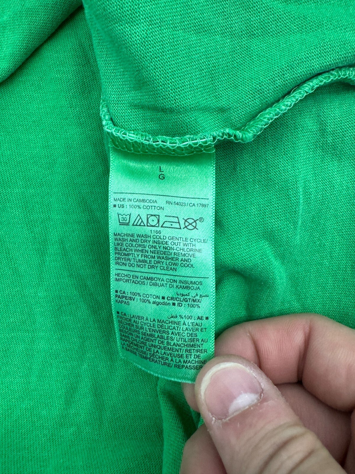 Old Navy Solid Green Basic Short Sleeve Shirt Men… - image 3