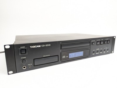 TASCAM CD-200i Rackmountable CD Player with iPod Dock - No Remote