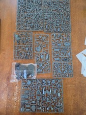 Games Workshop Warhammer 40k Armageddon Box ORK HALF NEW ON SPRUE
