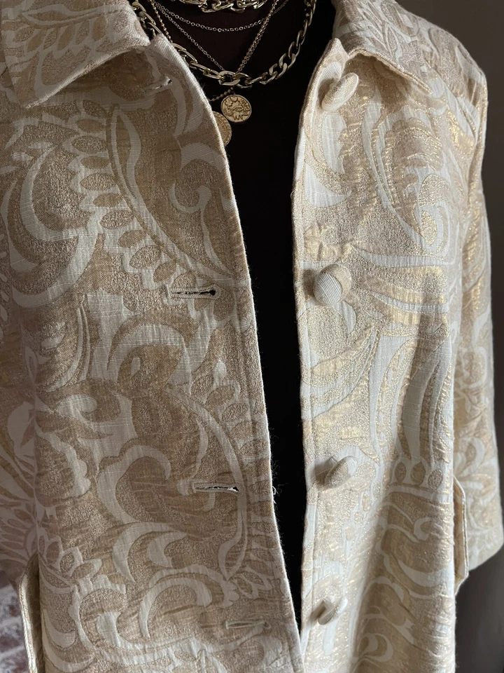 Chaqueta Blazer Susan Graver Marfil y Dorado Manga 3/4 Tejido Grueso Botón Para Mujer M Foto 4 de 4