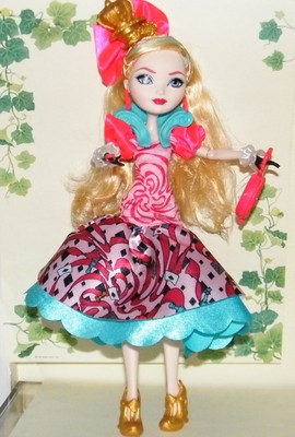 ever after high way too wonderland apple white
