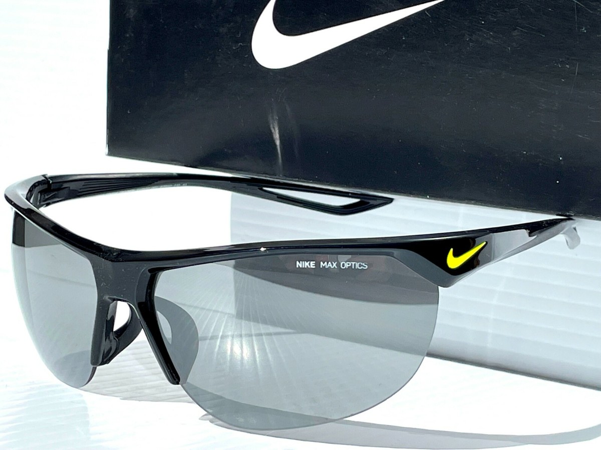 NEW NIKE Cross Trainer Black with VOLT w Silver Mirrored Sunglass