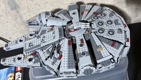 LEGO Star Wars: Millennium Falcon (75105)
