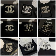 Luxurious Diamonds Exquisite Pin Letter Brooch Jewelry Suit Accessories Ornament