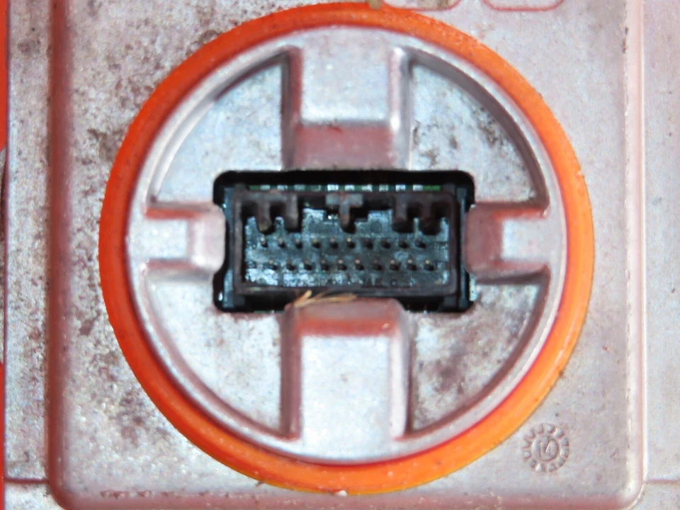 БЛОК СВЕТОДИОДНОГО МОДУЛЯ УПРАВЛЕНИЯ ФАРЫ MASERATI GHIBLI 2014 2015 2016 2017 L90028085 - Изображение 3 из 4