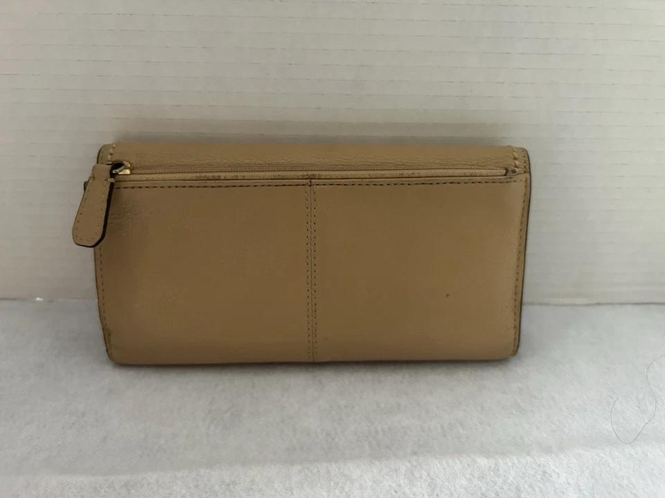 Винтажный желтовато-коричневый длинный складной серебряный бумажник-конверт с поворотным замком Coach - Изображение 2 из 4