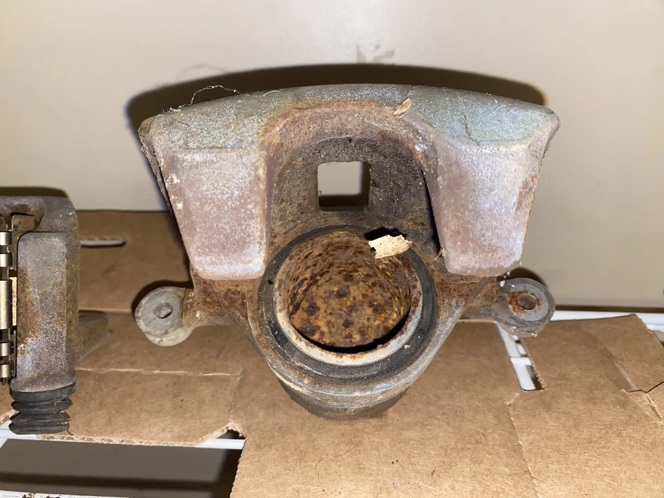 94-01 Acura Integra GSR B18C1 右前制动卡钳 原始设备制造商 17CL14VN R 日清 — 第 3/4 张图片