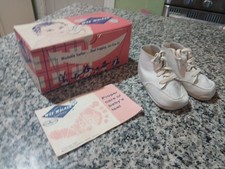 Vintage Baby Shoes Wee Walker 1950'S PAIR Infant Shoes - IN ORIG. BOX Size 2 1/2