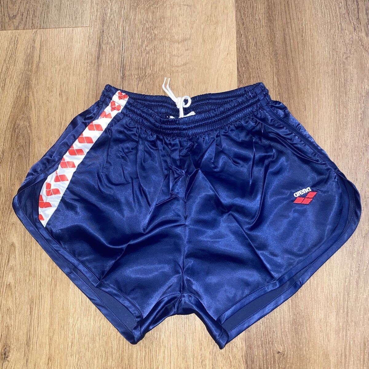 NEW Arena Gym Shorts Mens Medium Nylon Shiny Glanz Athletic NEW Arena Gym Shorts Mens Medium Nylon Shiny Glanz Athletic
