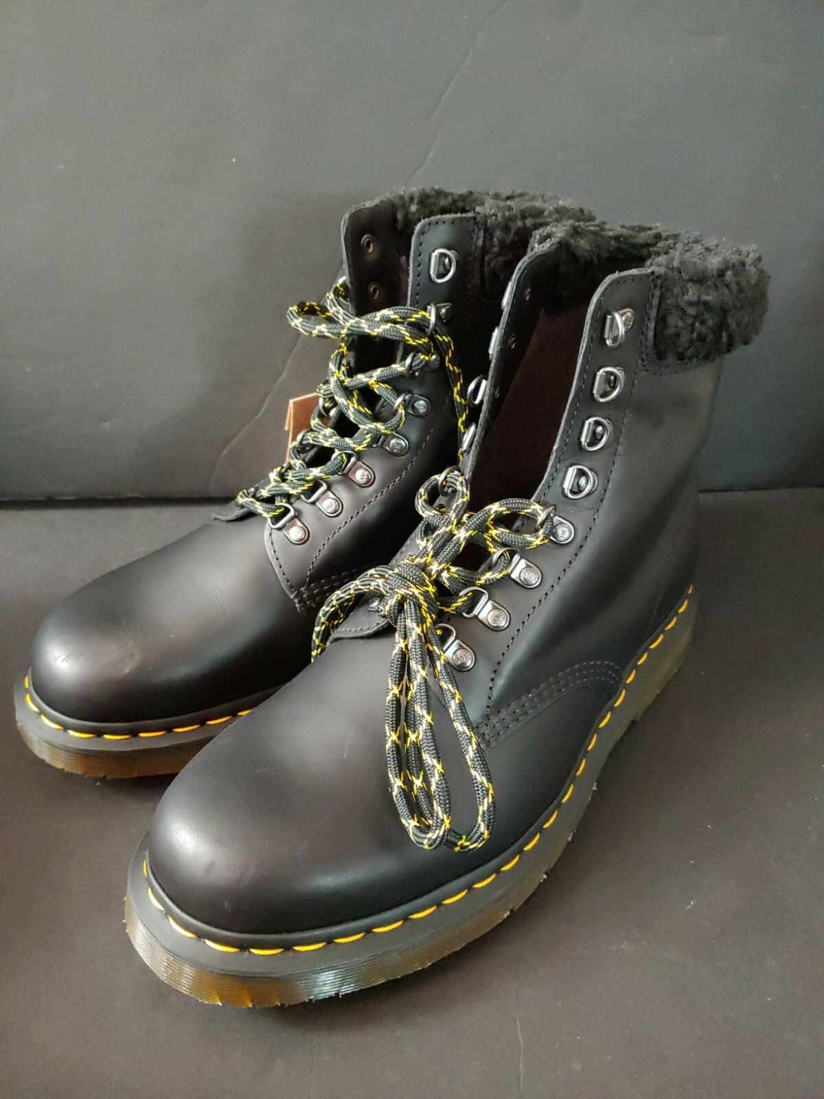 1460 dm's wintergrip fleece leather boots