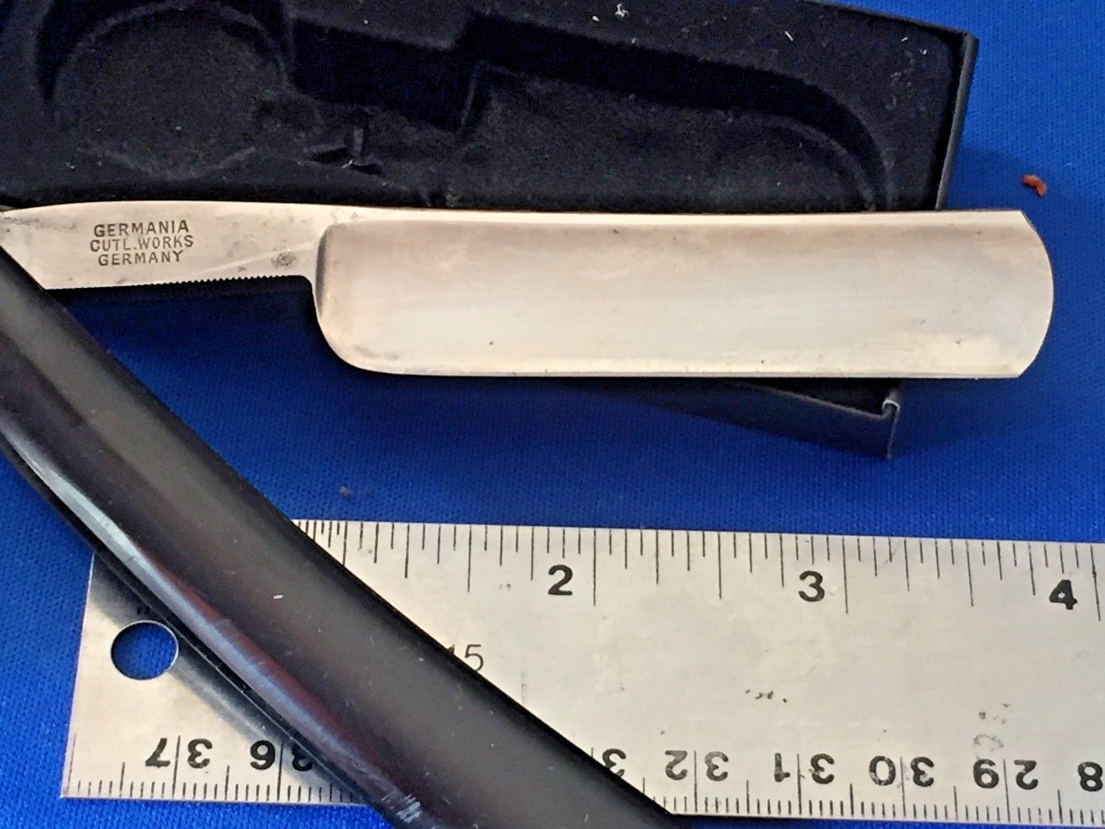 Vintage Oxford Warranted Straight Razor Germania Cutlery Works Germany