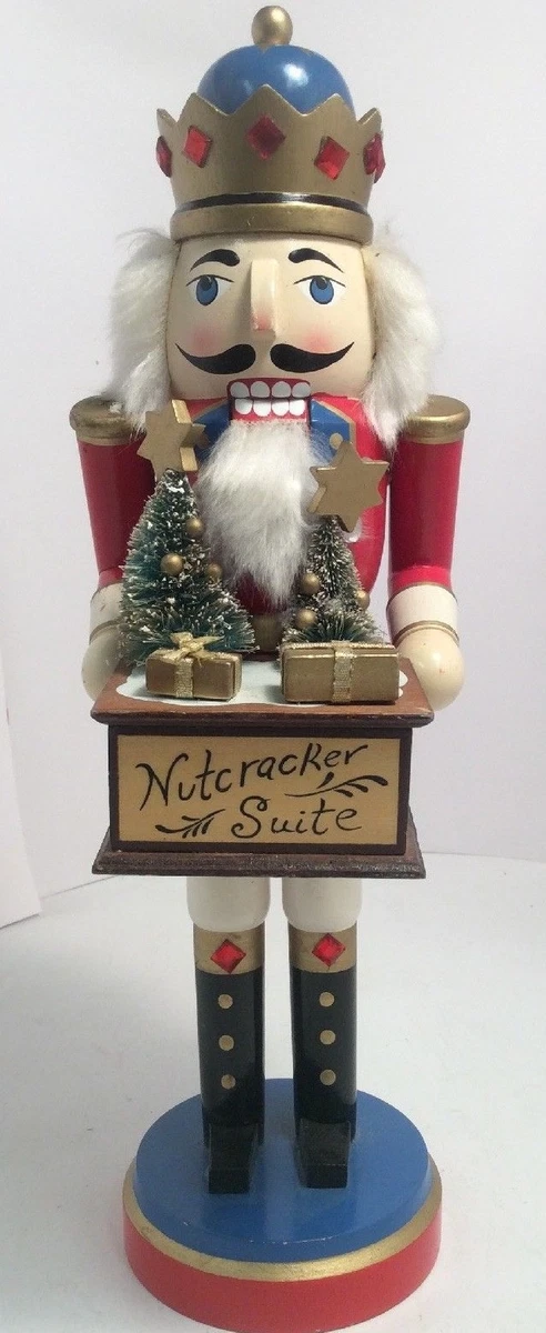 Wooden Christmas Nutcracker Suite King Bearing Gifts 13