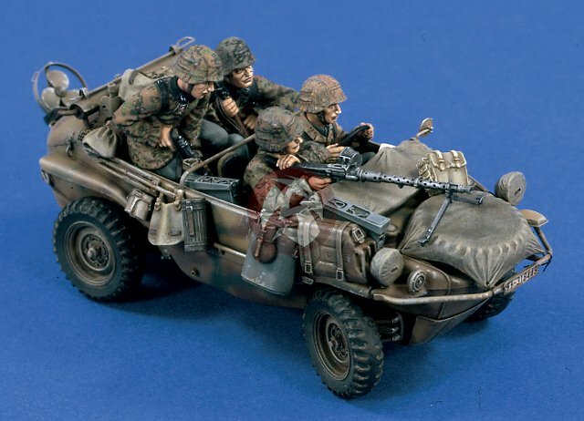 Sneak Attack US Soldier & Enemy (2) Verlinden 2351