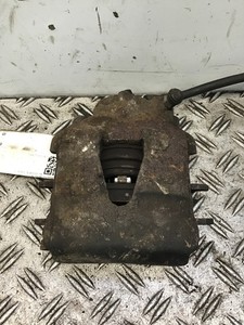 Bremssattel vorne links VW Golf IV (1J) 1.6 75kW 102PS  AVU