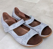 Image of Clarks Women's Sandals Open Toe Hope Beam Light Blue active air Size UK 6.5