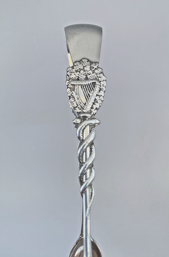 Antique 1899 Irish Themed Silver Sugar Tongs Harp Shamrocks Entwined Serpents - Bild 4 von 16