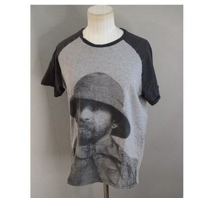66 North T Shirt Large Jon Fisherman Tee Grey Raglan Graphic Baseball