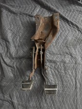 1974 - 1981 Camaro Firebird Gm 4 Speed Clutch And Brake Pedal Assembly