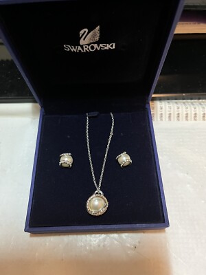 Swarovski Nude Set Pearl Crystal Necklace Pendant Earrings