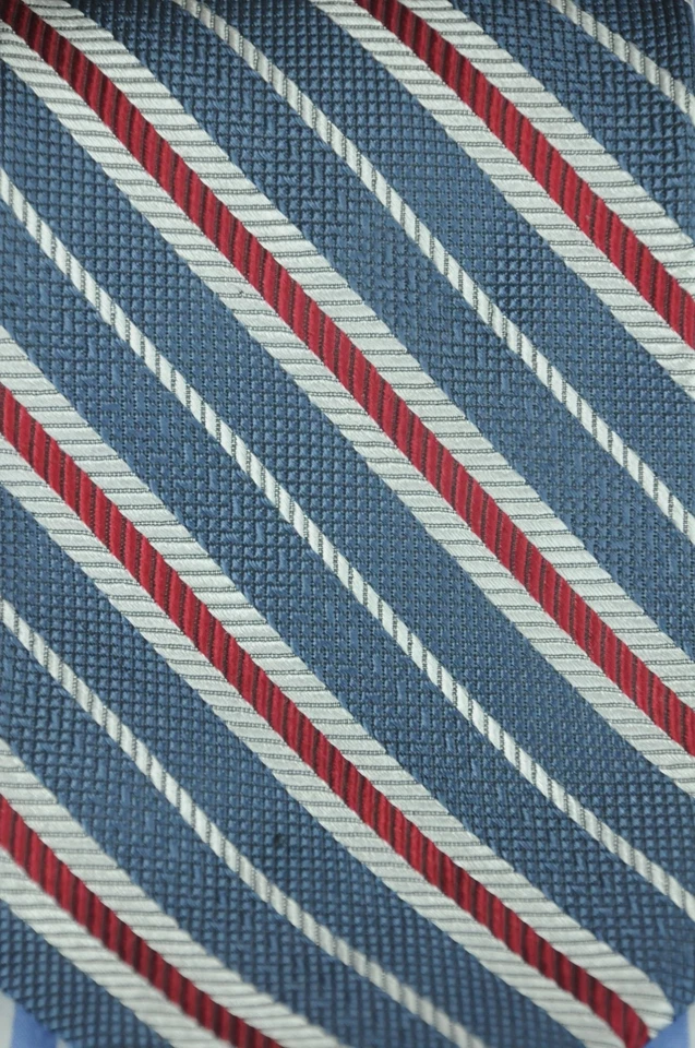 Gravata masculina Brooks Brothers azul cinza e vermelha listrada tecido de seda 57 x 3,5  - Imagem 3 de 4