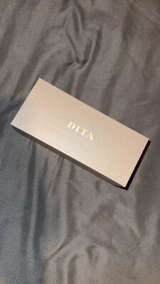 【2個セット売り】DITA グレーレザーメガネケース NEW GENUINE DITA GLASSES LEATHER CASE, BOX, CLEANING CLOTH | eBay