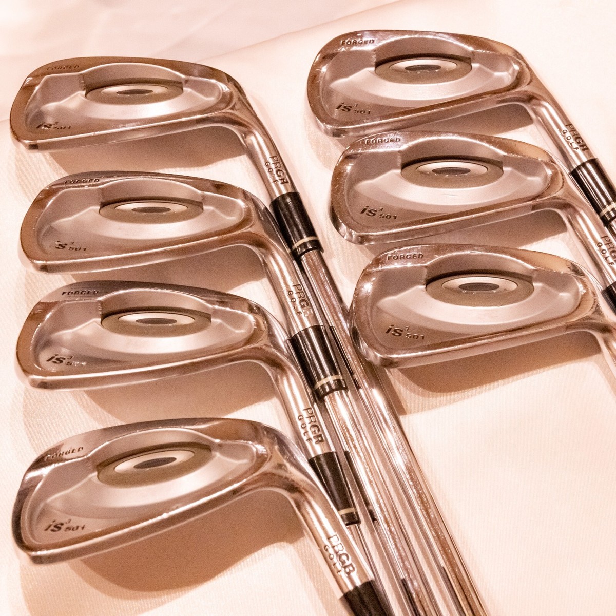 Golf Club IRONS PRGR is3 501 SET of 7 #4-9.P Dynamic gold s200