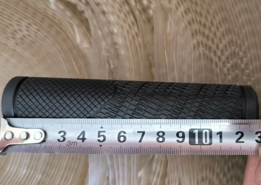 GT Bicycle handlebar grips fixed gear MTB bike grip 130mm - Image 3 of 4