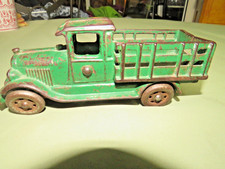1930 ERA HUBLEY ARCADE TYPE CAST IRON STAKE BODY TOY TRUCK