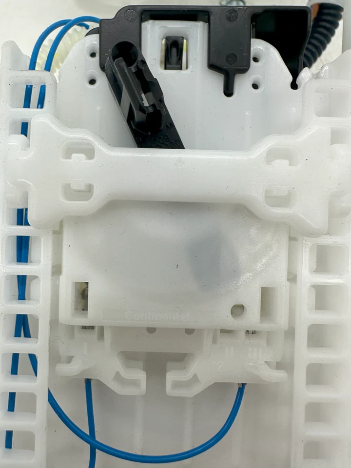 OEM Mopar Fuel Pump Module For Jeep Cherokee Chrysler 200 2014-2022 68109894AE - Image 3 of 4